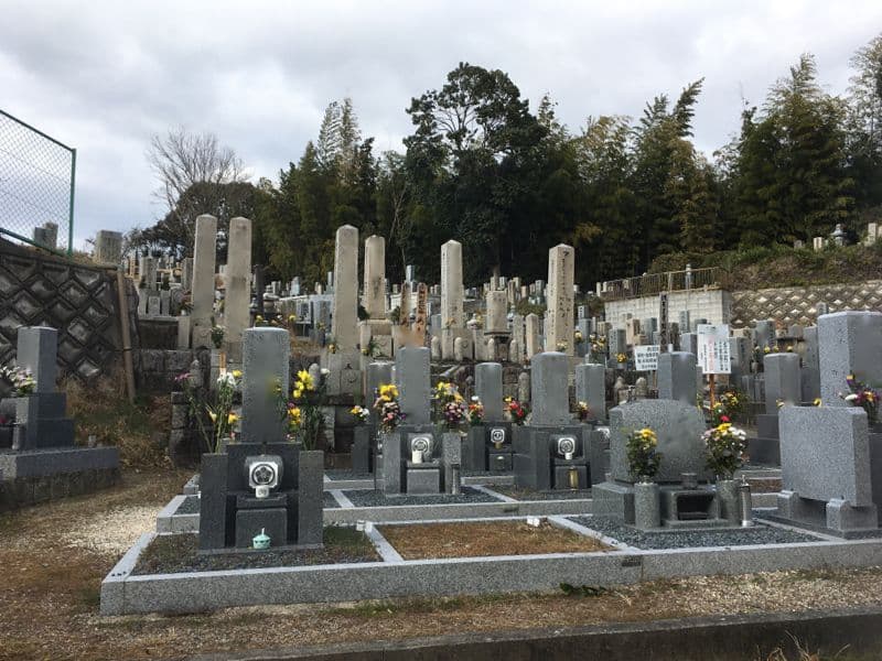 田辺地区墓地