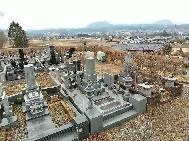 あがつま共同霊園
