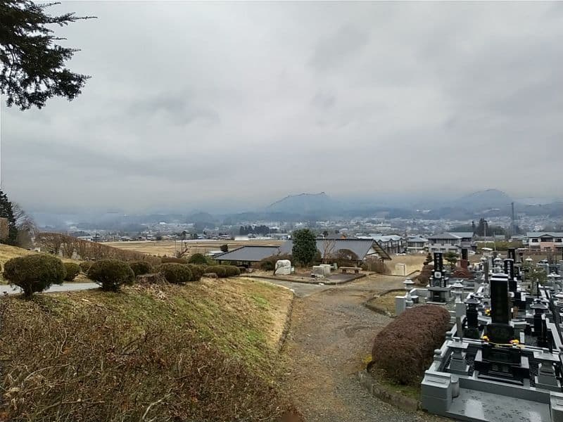 あがつま共同霊園