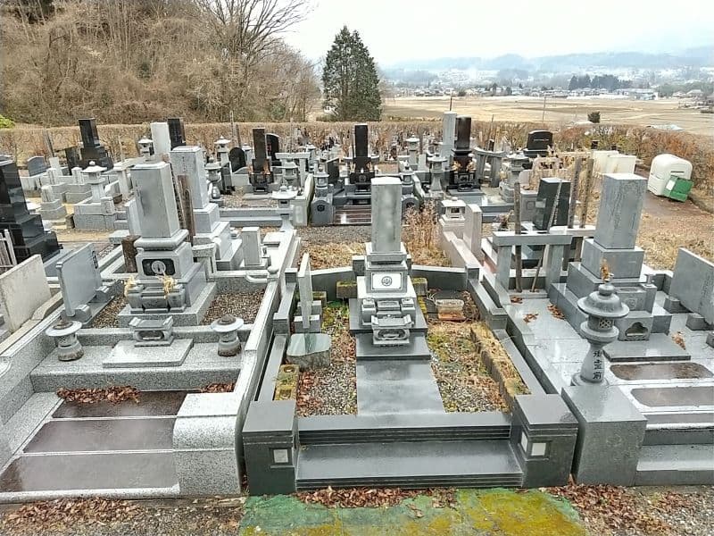 あがつま共同霊園
