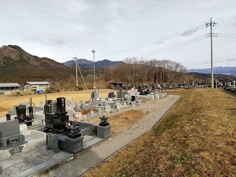 あづま共同霊園