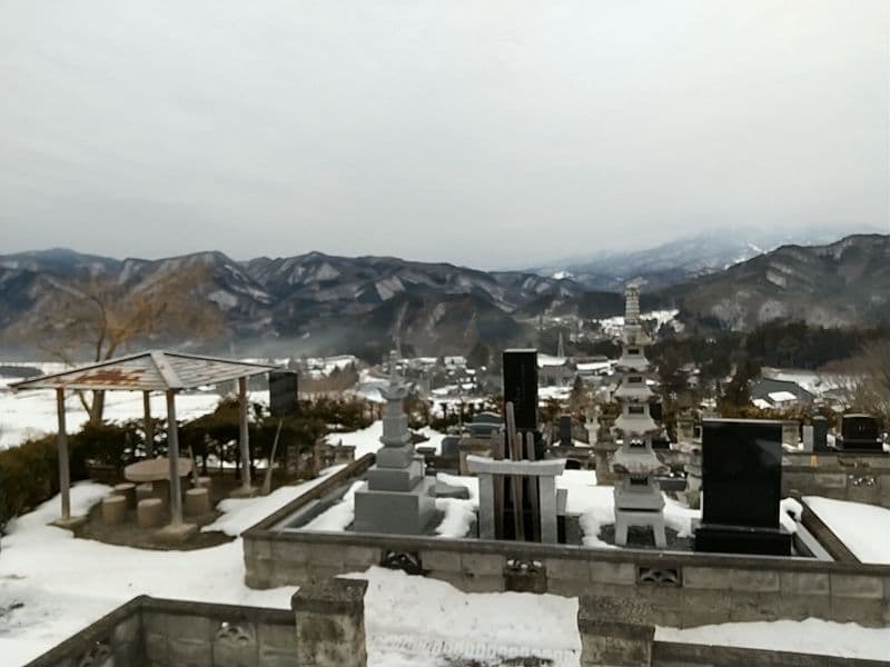 沼田市平川墓地