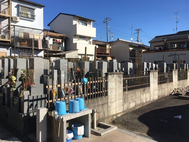 浄篤院