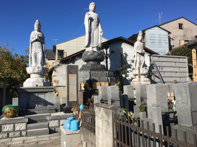 浄篤院
