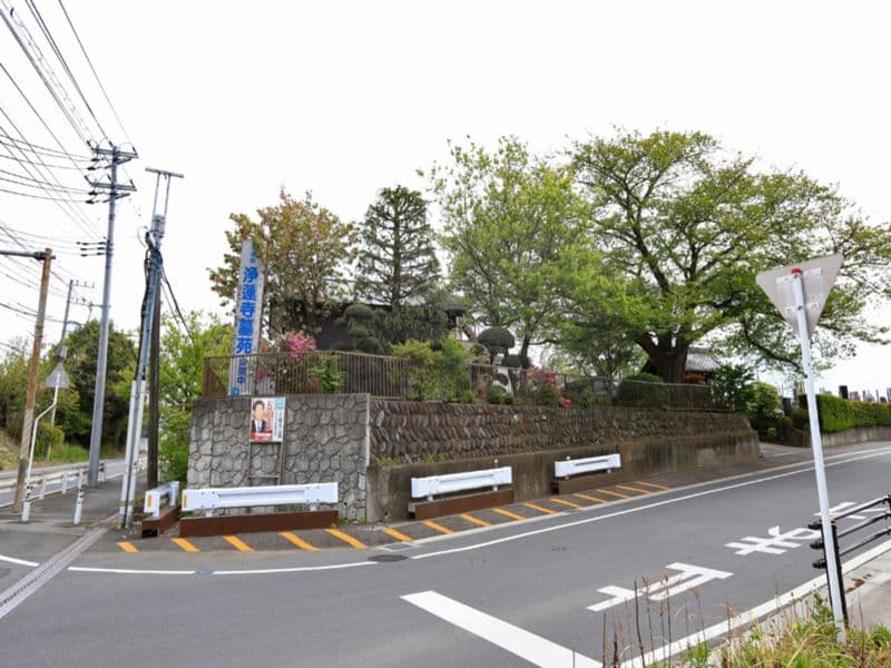 浄蓮寺蓮華廟