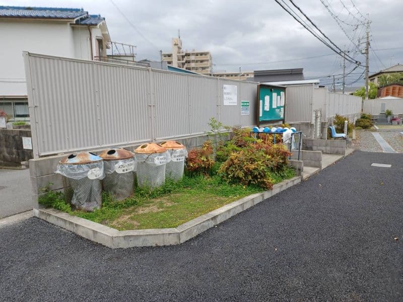 堀溝・新家墓地