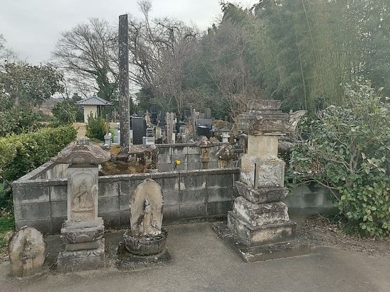 阿弥陀墓園