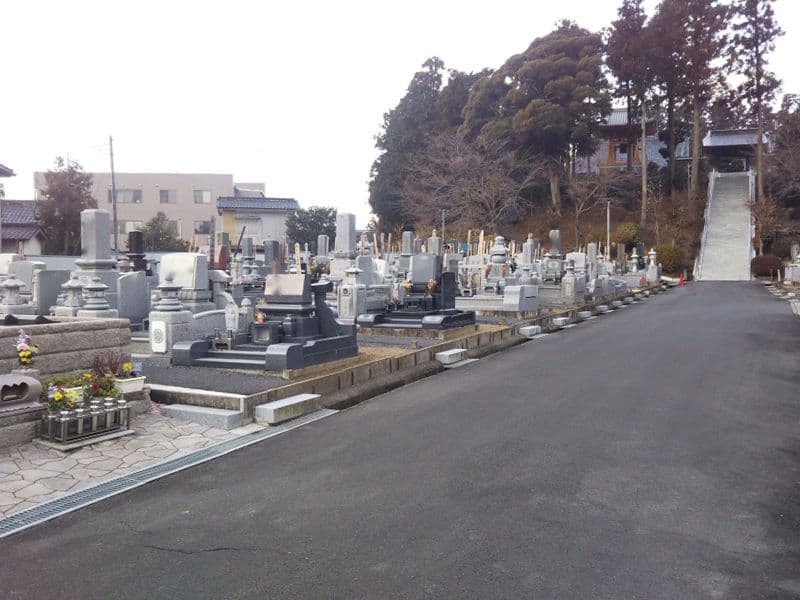 長福寺霊園