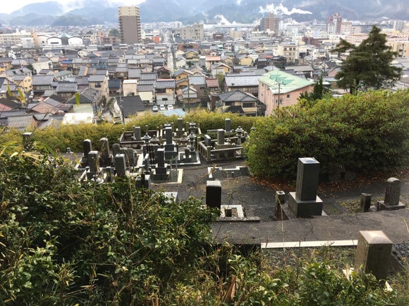 本行寺霊園