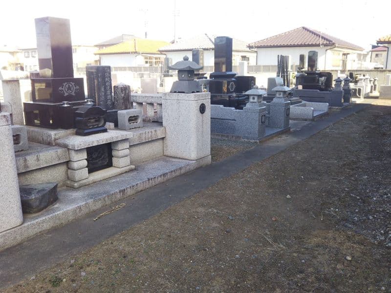 普門寺墓地