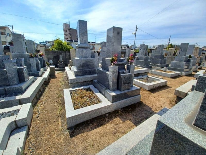 大利共同墓地