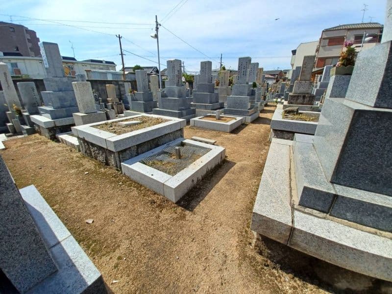 大利共同墓地