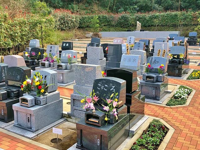 弥生台墓園 横浜つどいの森
