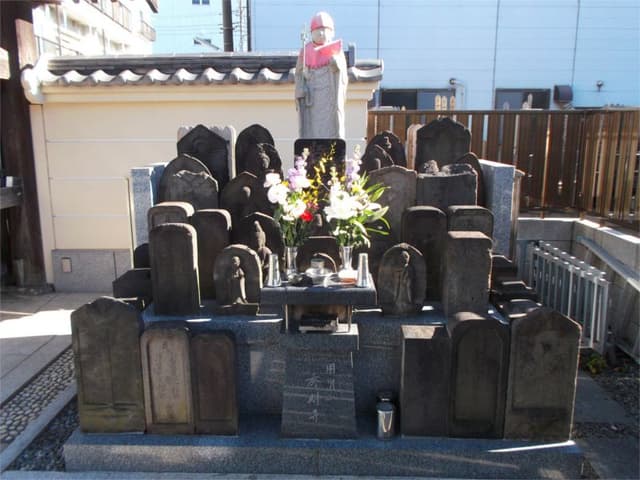秀明寺墓苑　永代供養墓