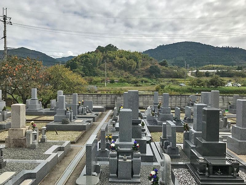 慶運寺境内墓地