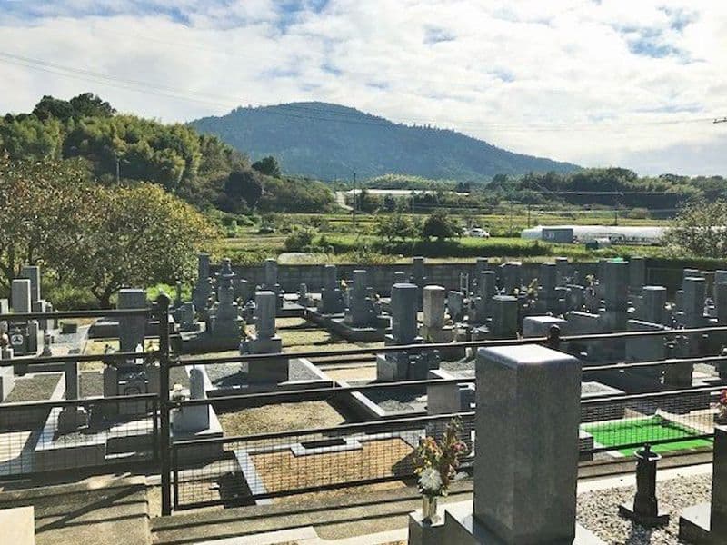 慶運寺境内墓地