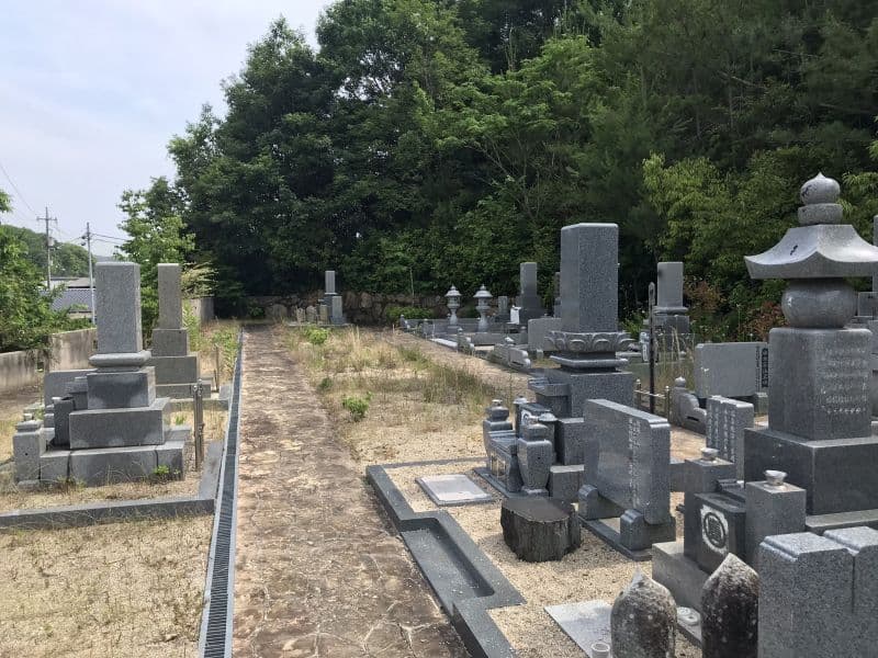 西江原霊園