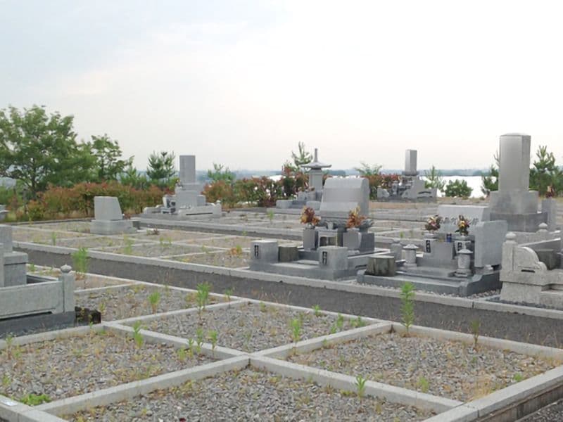 甲良町霊園