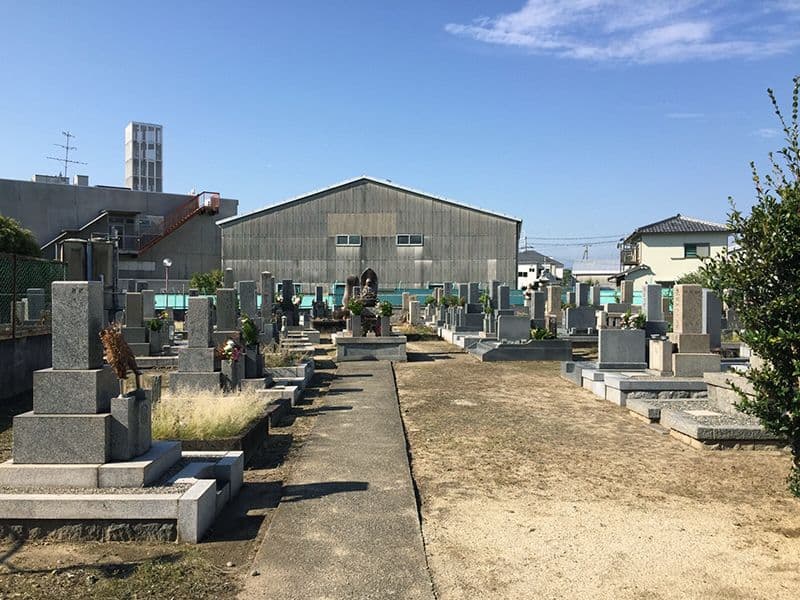 勝部墓地