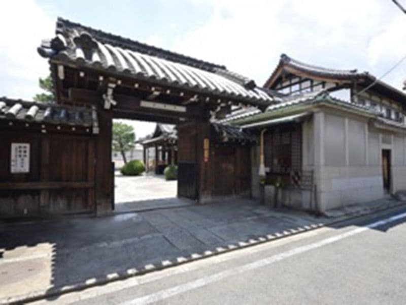 善想寺墓地