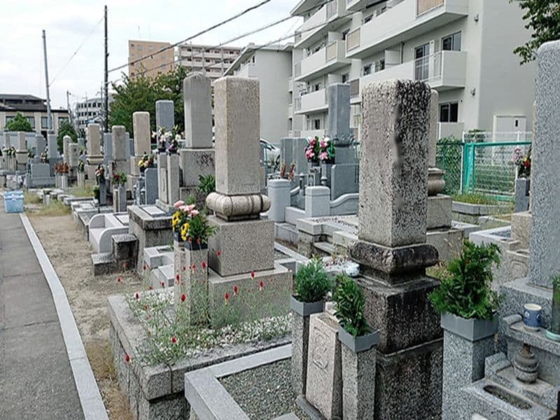 坪井共同墓地