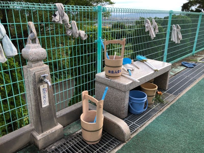 独鈷山霊園