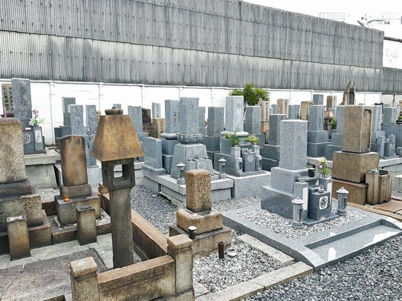四貫島・春日出・恩貴島・島屋共同墓地