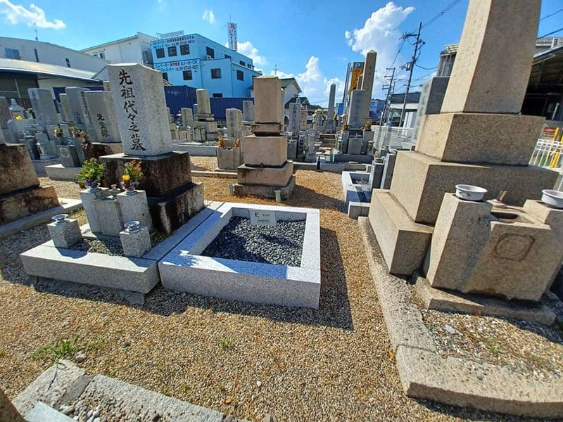 長田西墓地