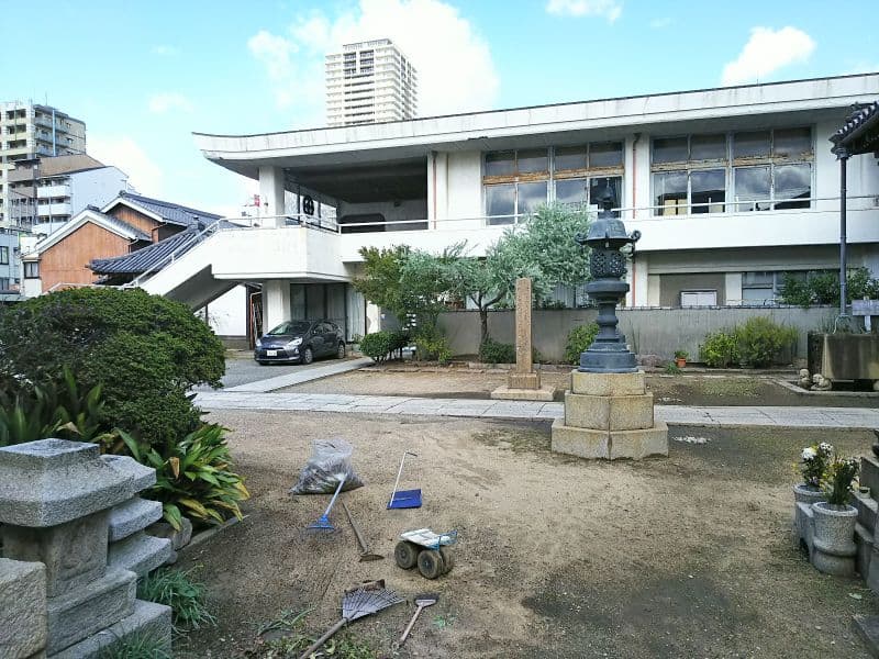 光明寺墓地