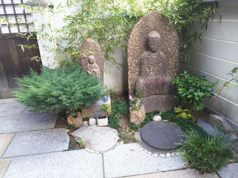 光明寺墓地