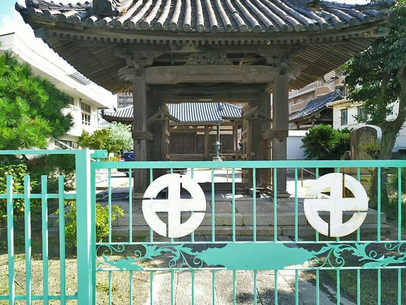 光明寺墓地