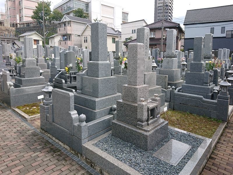 久蔵寺境内墓苑
