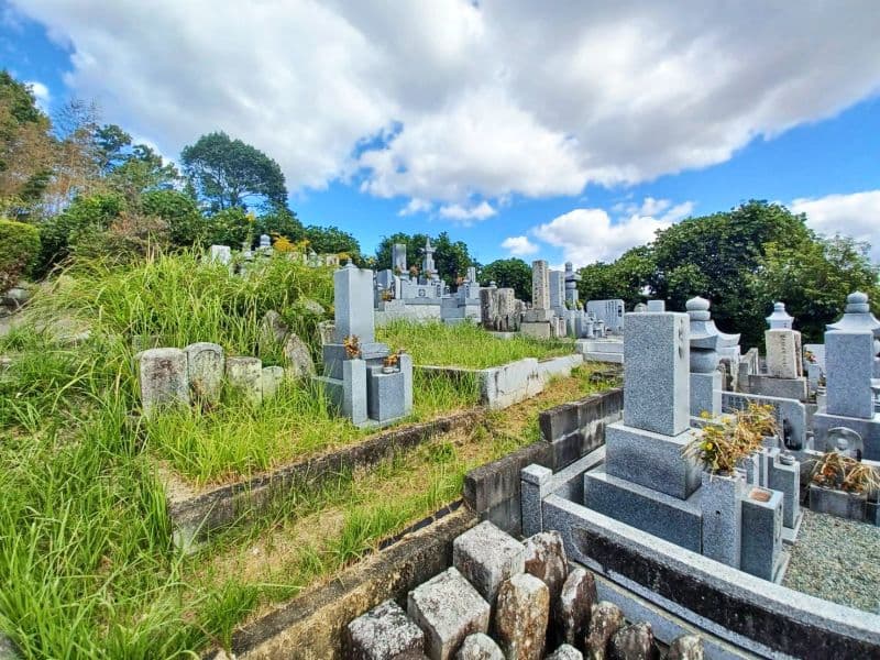 三井墓地
