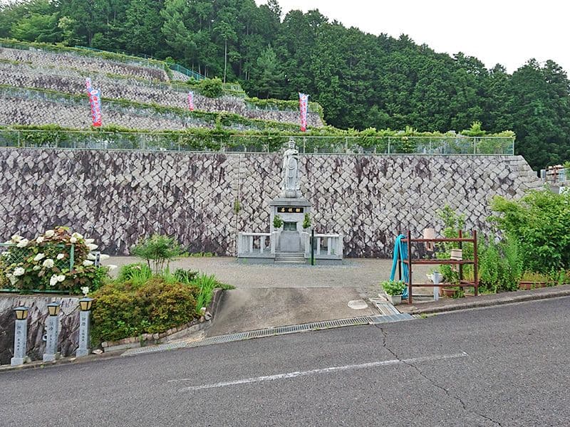 高槻霊園
