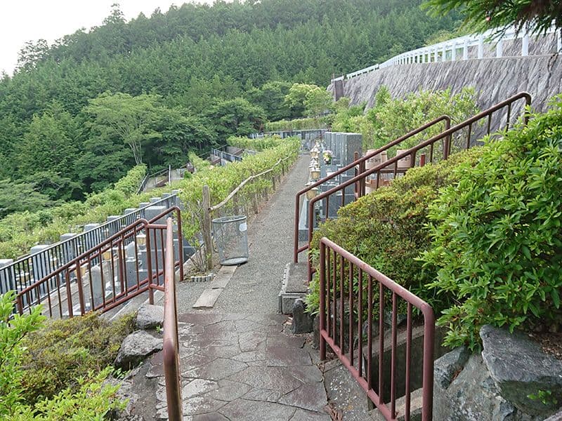 高槻霊園