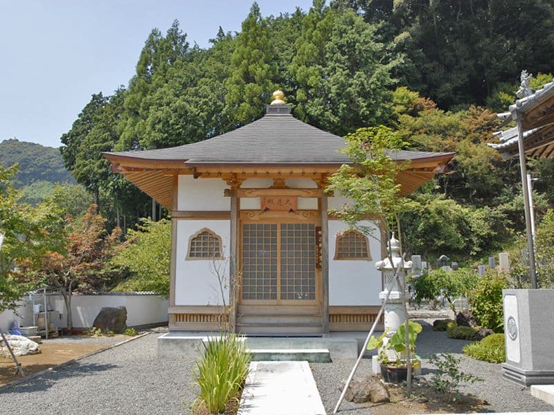 葉梨の里霊園