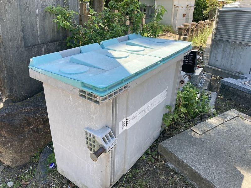 小林墓地
