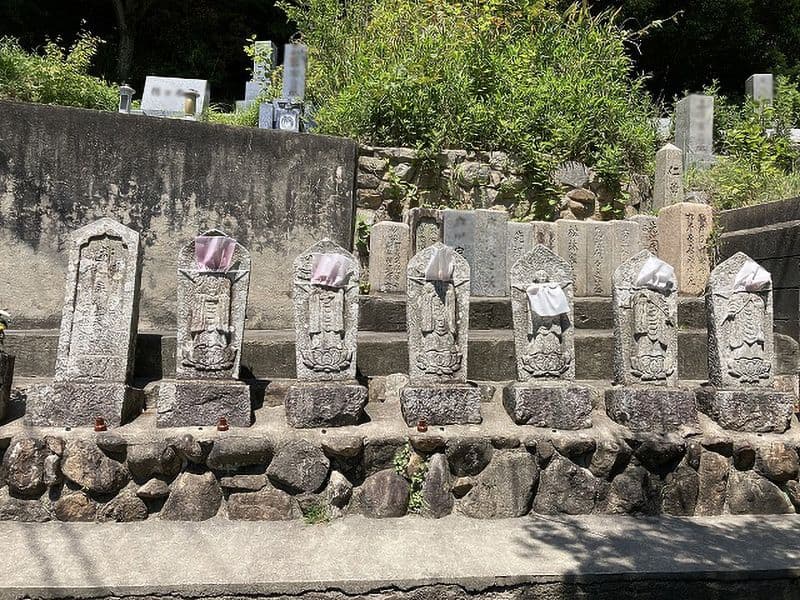 石井共同墓地