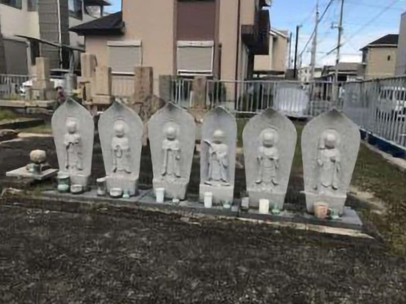 西平野墓地