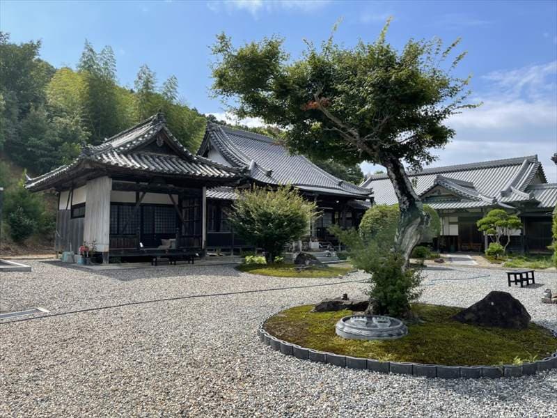 本法寺 のうこつぼ