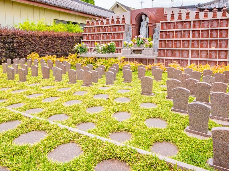 メモリアルすぎと 用中寺 永代供養墓・樹木葬