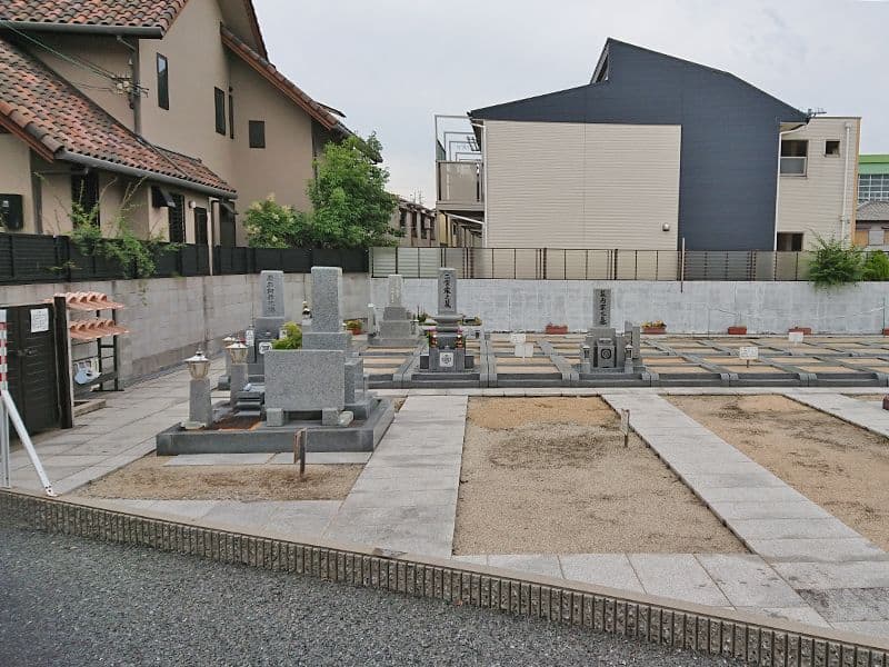 多聞院霊園
