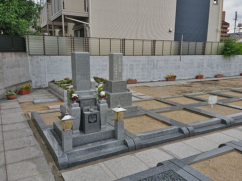 多聞院霊園