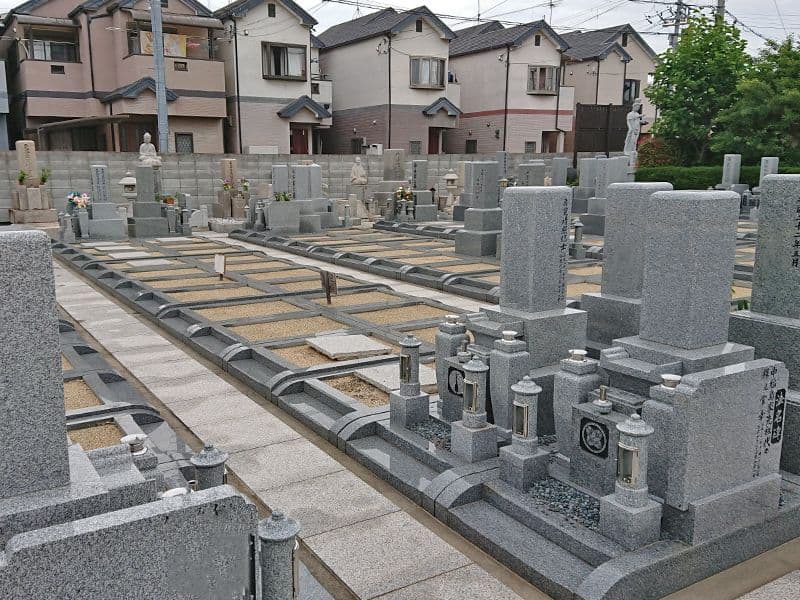 多聞院霊園