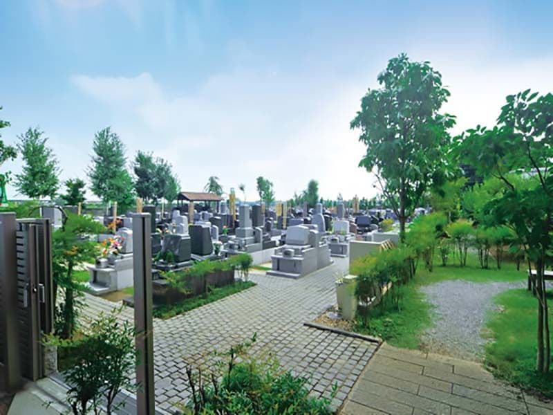 久喜聖地公苑　自然豊かな園内
