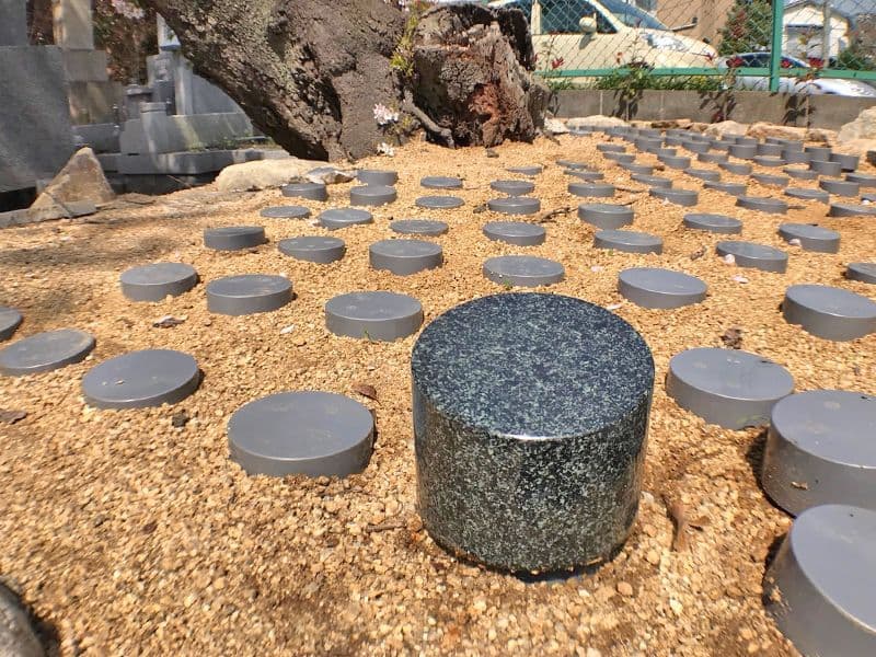 郡家東墓地