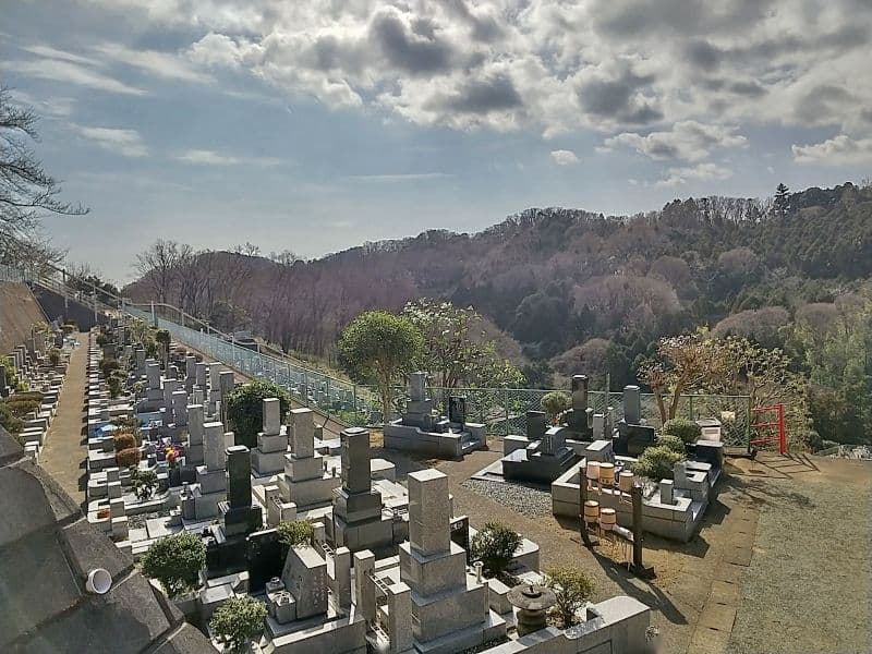 厚木霊園