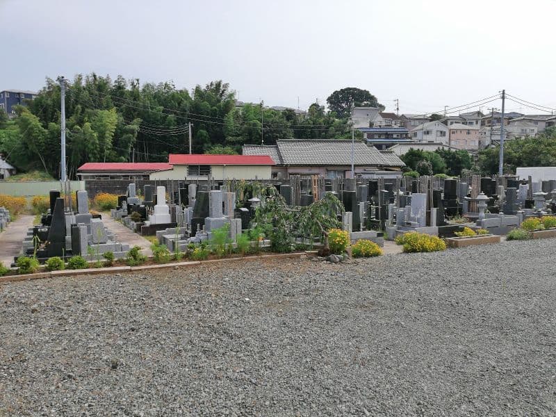 宗信寺墓苑