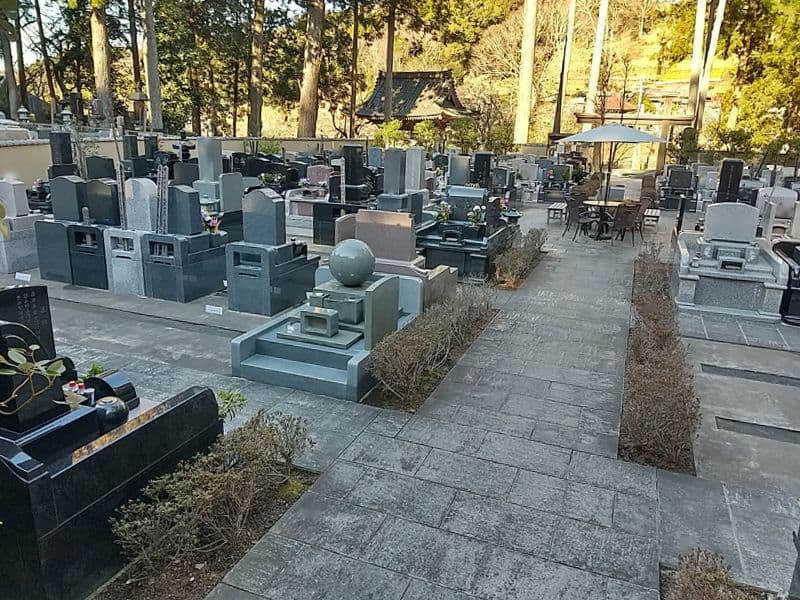玉澤霊廟