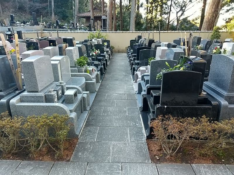 玉澤霊廟